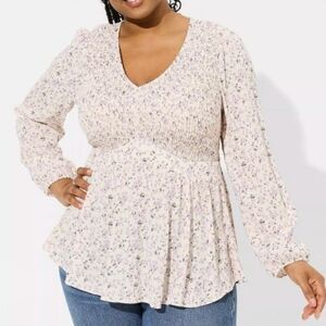 Torrid Babydoll Washable Crinkle Gauze V-Neck Smocked Top Women's Size 00 (M/L)